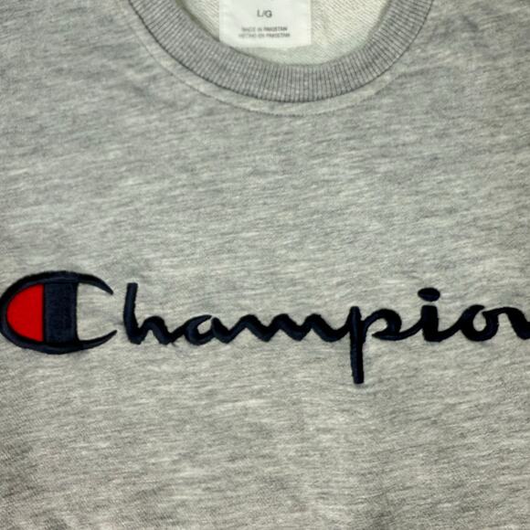 Champion Men’s Large Gray Crewneck Sweatshirt Logo Pullover - Picture 3 of 7
